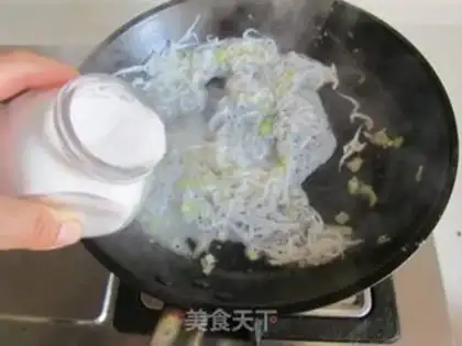 Make Silver fish fried eggs step 7