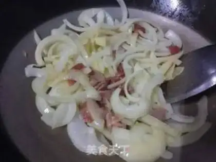 Make Celery slices of apricot mushroom step 5