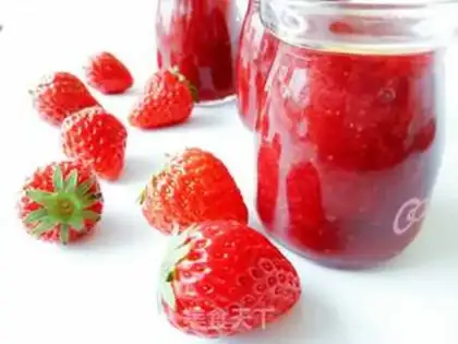 Make Homemade strawberry sauce step 10