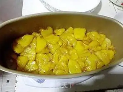 Make Pineapple flip cake step 5