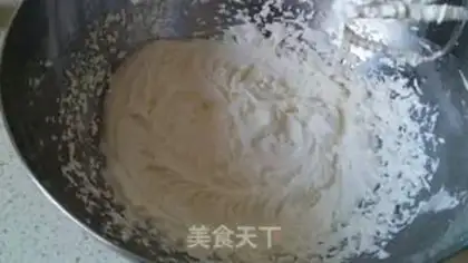 Make Creative 3-8 holiday cake step 3