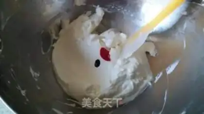 Make Creative 3-8 holiday cake step 4