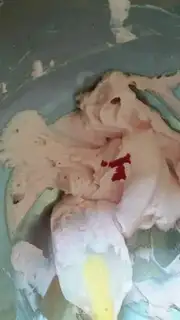 Make Creative 3-8 holiday cake step 6