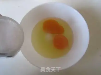 Make Silver fish mushroom egg soup step 1
