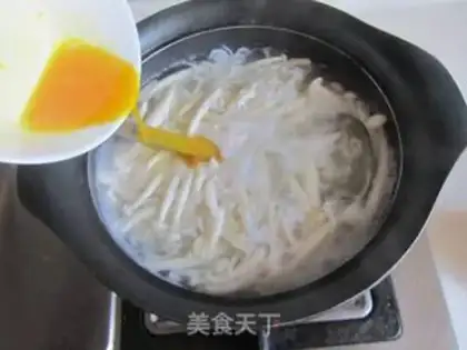 Make Silver fish mushroom egg soup step 7