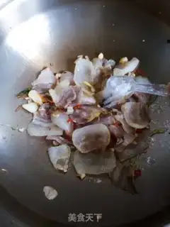 Make Quinbu gufa makes three layers of meat step 4