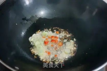 Make Garlic fried step 2