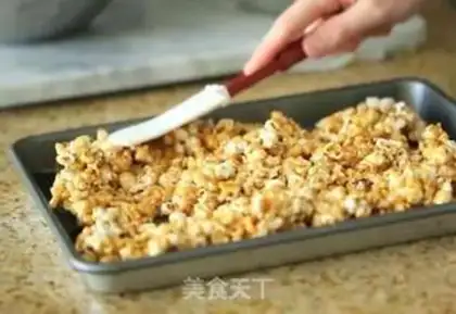 Make Popcorn step 3