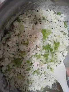 Make The rice pot step 4