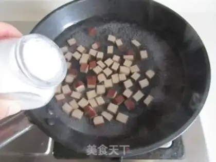Make Peas eggs and fried meat step 2