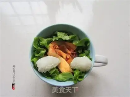 Make A panda cup for children step 8