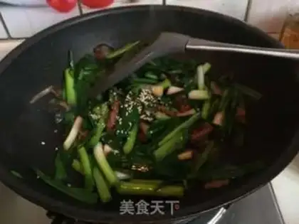 Make Garlic sauce step 7