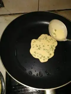 Make Onion egg rolls step 1
