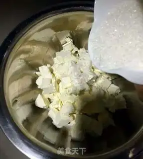 Make Strawberry cheesecake step 0