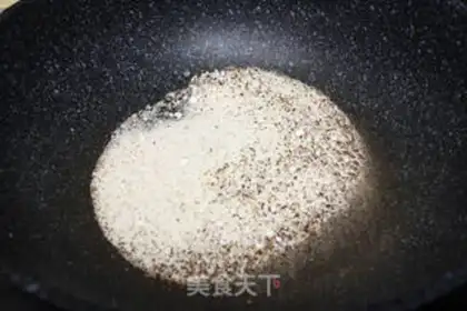 Make Homemade salt duck step 1