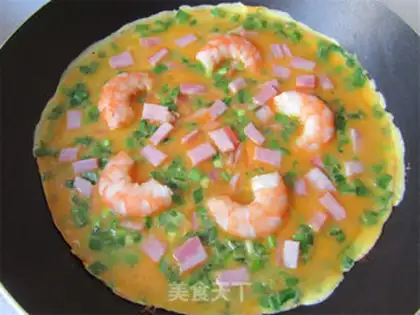 Make Shrimp omelet step 8