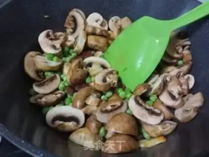 Make Fungus, beans, sausages step 6