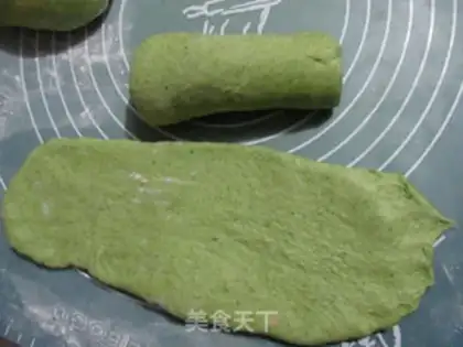 Make Spinach toast and sandwiches step 12