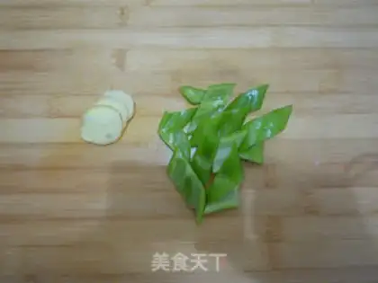Make Pineapple chicken step 1