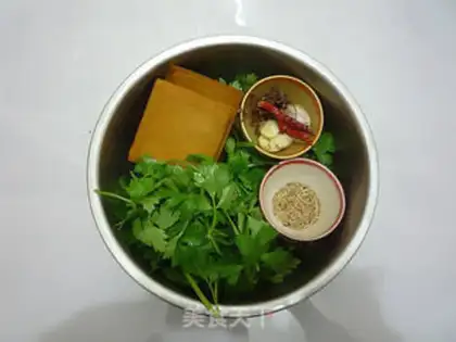Make Celery leaves dry step 0