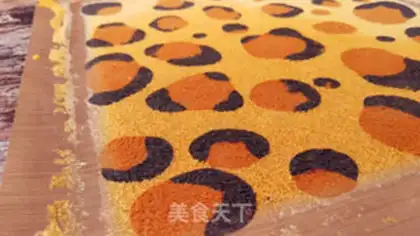 Make Panther Cake Roll step 11