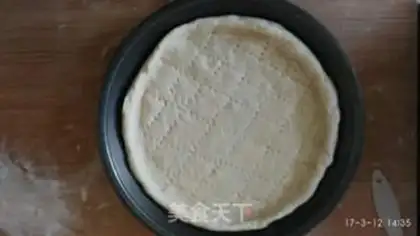 Make Strawberry pizza step 2
