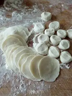 Make A lamb dumpling step 1