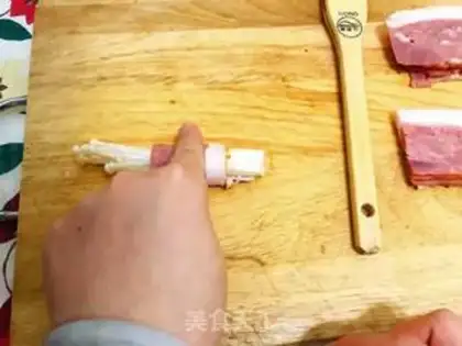 Make Bacon pins and mushrooms step 6