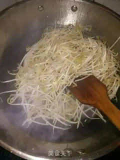 Make Bean sprouts step 3