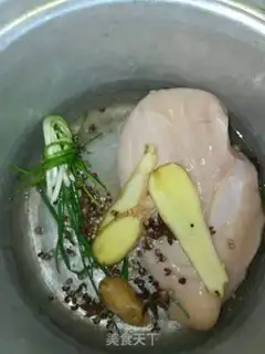 Make Spicy chicken silk step 0