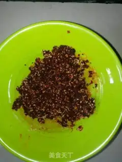 Make Spicy chicken silk step 2