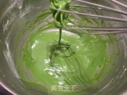 Make Rose milk mousse step 4