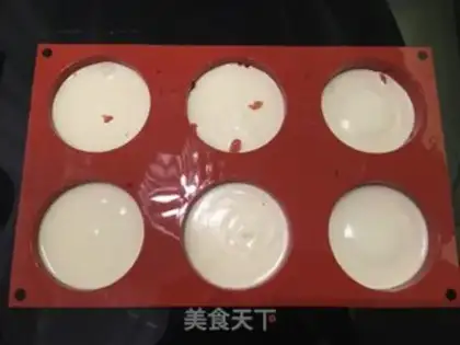 Make Rose milk mousse step 14