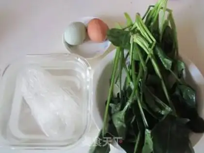 Make A spinach egg mix fan step 0