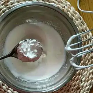 Make Pelican cake step 3