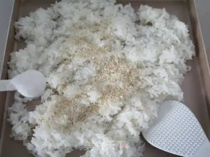 Make Tuna rice cake step 3