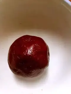 Make Strawberry cookies step 1