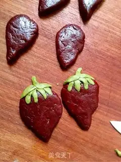 Make Strawberry cookies step 8