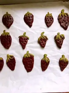 Make Strawberry cookies step 10