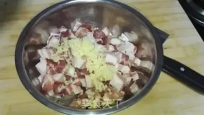 Make Taiwan halogen rice step 1