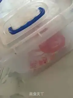 Make A duck egg step 4