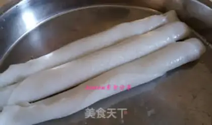 Make A wide mix of sausage powder step 5