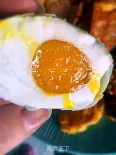 Make A duck egg step 5