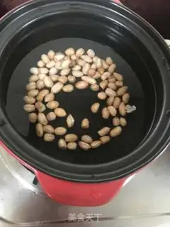 Make Peanut fish soup step 2