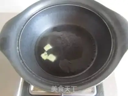 Make Tofu seafood mushrooms and eggs soup step 1