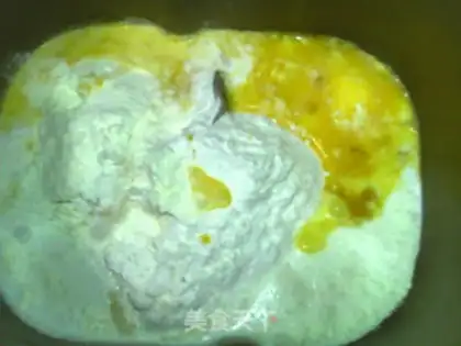 Make Peach and jam bread step 1