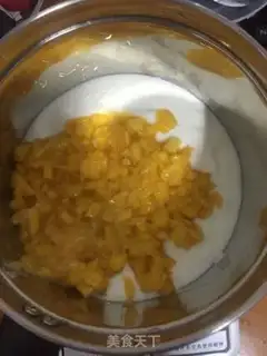 Make Yogurt mango mousse step 3