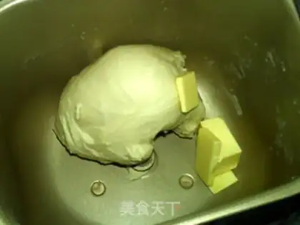 Make Peach and jam bread step 2