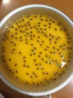Make Yogurt mango mousse step 5