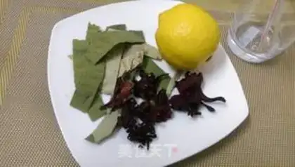 Make Lemon Heroes tea step 0